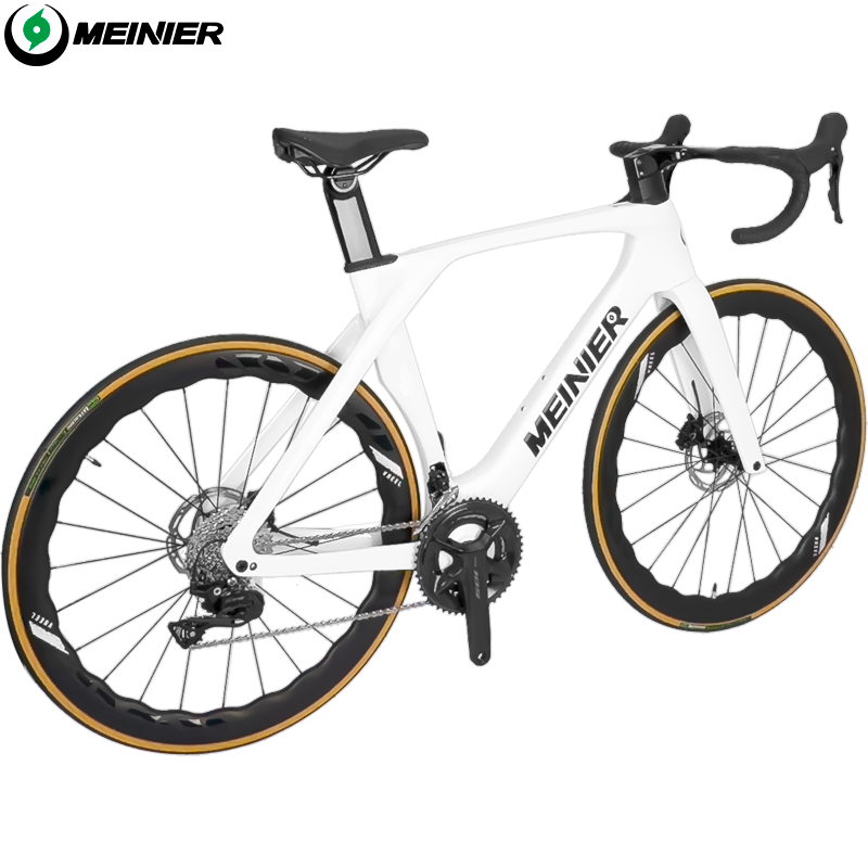 Full Carbon Road Bike WithShimano105 RD-R7120 Hydraulic Disc Brake Racing Bike 24 Speed Internal Cable Routing 700c Road Bike