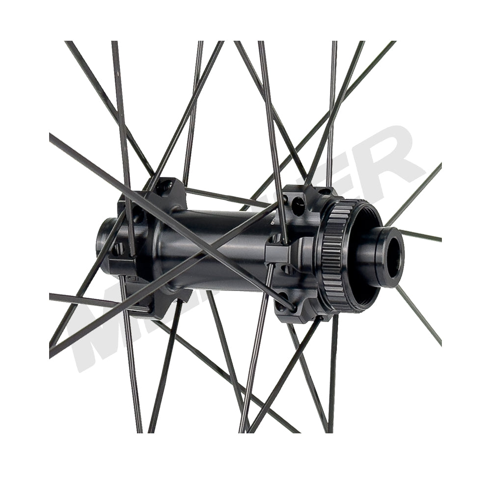 Lightweight 700C Carbon Road Bike Wheelset 50MM Rim Depth Disc Brake Wheelset Clincher