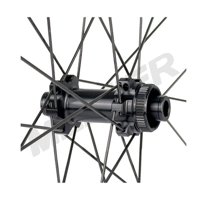 Lightweight 700C Carbon Road Bike Wheelset 50MM Rim Depth Disc Brake Wheelset Clincher